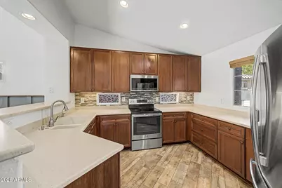 614 S 111th Drive, Avondale, AZ 85323 - Photo 12