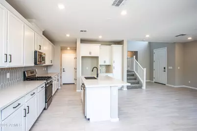 4556 S Riata Street #103, Gilbert, AZ 85297 - Photo 10