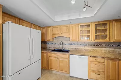 7860 E Camelback Road #304, Scottsdale, AZ 85251 - Photo 10