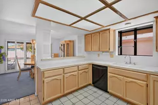 10422 E Regal Dr, Sun Lakes, AZ 85248 - Photo 36
