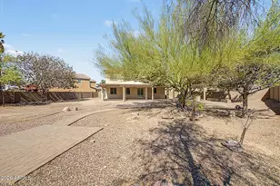 42619 W Cheyenne Dr, Maricopa, AZ 85138 - Photo 32
