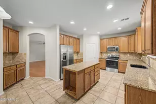 42619 W Cheyenne Dr, Maricopa, AZ 85138 - Photo 10
