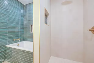 218 E Cairo Dr, Tempe, AZ 85282 - Photo 34