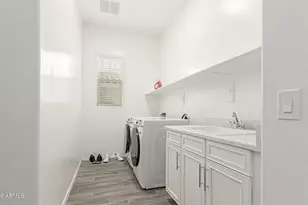 12356 W Davis Ln, Avondale, AZ 85323 - Photo 12