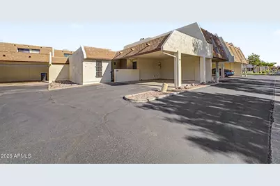 5207 S Hazelton Lane, Tempe, AZ 85283 - Photo 2