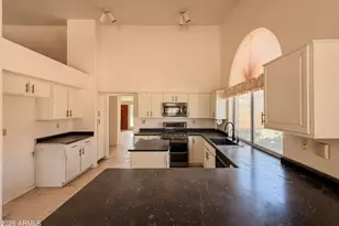 17898 W Cactus Flower Dr, Goodyear, AZ 85338 - Photo 6