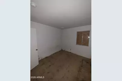 2211 W Hartford Avenue, Phoenix, AZ 85023 - Photo 10