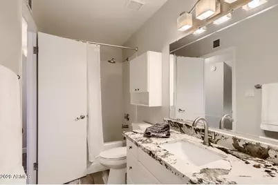 8434 E Montebello Avenue, Scottsdale, AZ 85250 - Photo 14