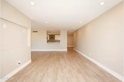 7401 N Scottsdale Road #Unit 46, Paradise Valley, AZ 85253 - Photo 8