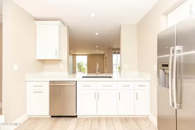 7401 N Scottsdale Road #Unit 46, Paradise Valley, AZ 85253 - Photo 14