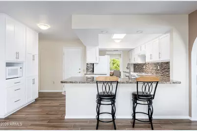 9811 W Redwood Drive, Sun City, AZ 85351 - Photo 10