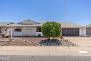 9811 W Redwood Dr, Sun City, AZ 85351 - Photo 2
