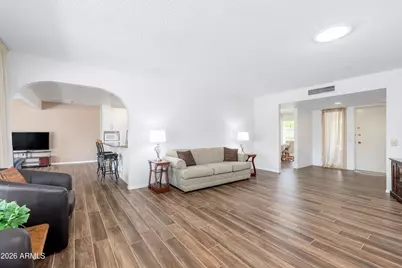 9811 W Redwood Drive, Sun City, AZ 85351 - Photo 6