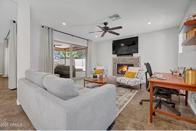 1110 E Orangewood Avenue, Phoenix, AZ 85020 - Photo 12