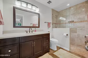 1110 E Orangewood Ave, Phoenix, AZ 85020 - Photo 16