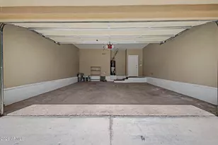 15348 W Dreyfus St, Surprise, AZ 85379 - Photo 30