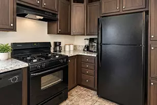 15606 S Gilbert Rd, Chandler, AZ 85225 - Photo 1