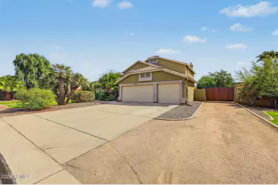 2465 E Drake Street, Gilbert, AZ 85234 - Photo 6