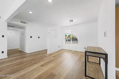 5144 W Desert Cove Avenue, Glendale, AZ 85304 - Photo 8