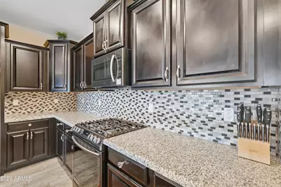 18047 W Statler Street, Surprise, AZ 85388 - Photo 14