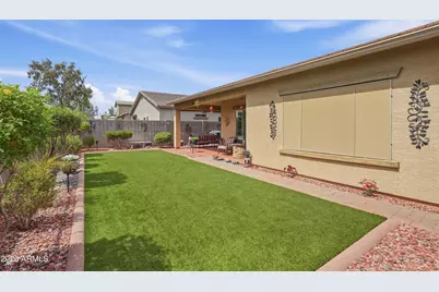 18047 W Statler Street, Surprise, AZ 85388 - Photo 44