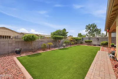 18047 W Statler Street, Surprise, AZ 85388 - Photo 46