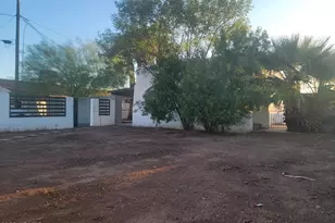 2102 N 26th Pl, Phoenix, AZ 85008 - Photo 2