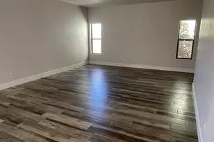 2557 W Brilliant Sky Dr, Phoenix, AZ 85085 - Photo 4