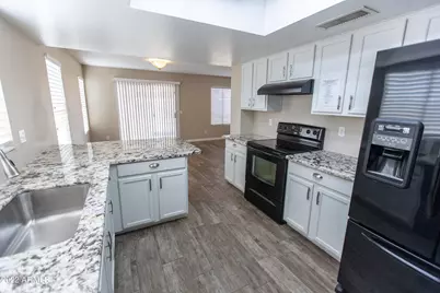 19432 N 50th Avenue, Glendale, AZ 85308 - Photo 18