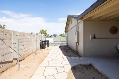 8607 W Earll Drive, Phoenix, AZ 85037 - Photo 22