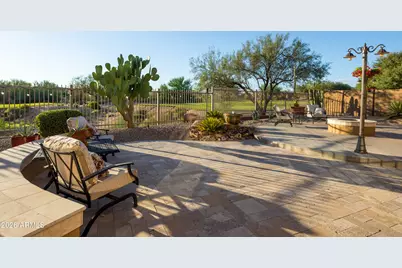22822 N 52nd Street, Phoenix, AZ 85054 - Photo 2