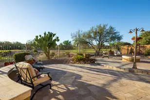 22822 N 52nd St, Phoenix, AZ 85054 - Photo 2