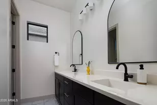 718 E Summerside Rd, Phoenix, AZ 85042 - Photo 30