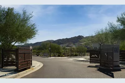 718 E Summerside Road, Phoenix, AZ 85042 - Photo 52
