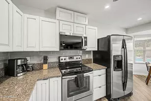 4145 W Meadow Dr, Glendale, AZ 85308 - Photo 12