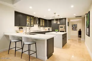 7181 E Camelback Rd, Scottsdale, AZ 85251 - Photo 12