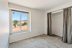 4330 E Vaughn Dr, Phoenix, AZ 85044 - Photo 26