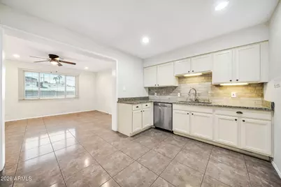 1037 E Diana Avenue, Phoenix, AZ 85020 - Photo 8