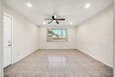 1037 E Diana Avenue, Phoenix, AZ 85020 - Photo 4