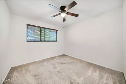 1037 E Diana Avenue, Phoenix, AZ 85020 - Photo 14