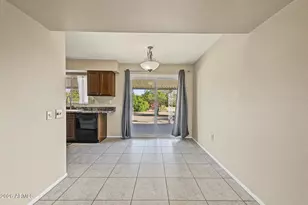10921 W Loma Blanca Dr, Sun City, AZ 85351 - Photo 8