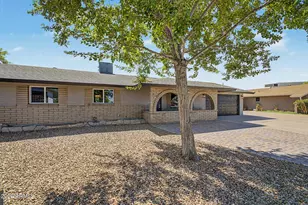 1273 W La Jolla Dr, Tempe, AZ 85282 - Photo 2