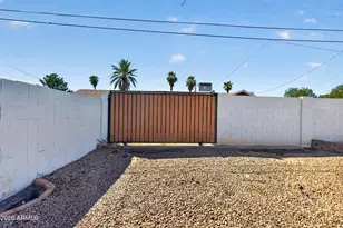2925 W Palm Ln, Phoenix, AZ 85009 - Photo 22