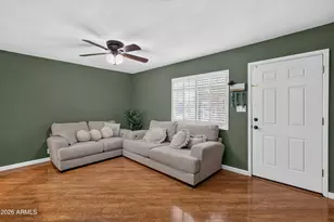 2925 W Palm Ln, Phoenix, AZ 85009 - Photo 6