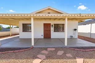 2925 W Palm Ln, Phoenix, AZ 85009 - Photo 2