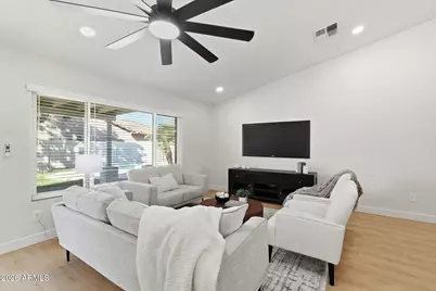 506 W Amoroso Drive, Gilbert, AZ 85233 - Photo 6