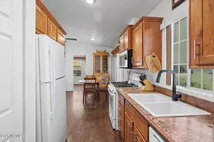 201 S Greenfield Rd, Mesa, AZ 85206 - Photo 10