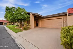 7836 E Crestwood Way, Scottsdale, AZ 85250 - Photo 2