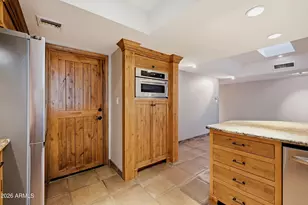 7836 E Crestwood Way, Scottsdale, AZ 85250 - Photo 6