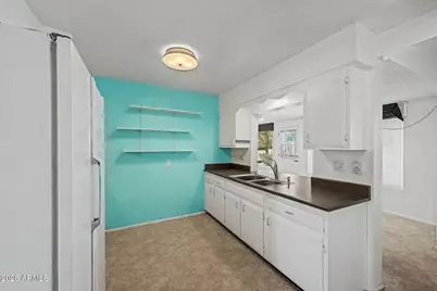 13210 N 108th Drive, Sun City, AZ 85351 - Photo 12